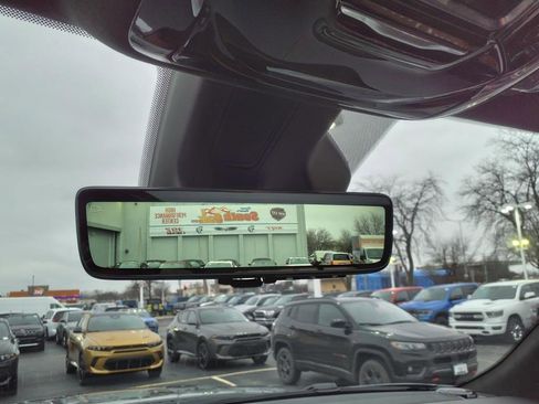 New 2024 Jeep Grand Wagoneer Series III image 18