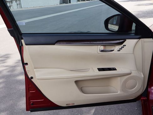 Used 2014 Lexus ES 350 FWD image 23