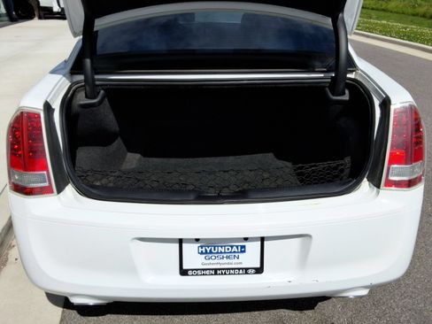 Used 2014 Chrysler 300 S AWD/4WD image 32