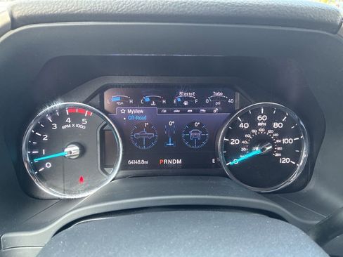 Used 2022 Ford F250 Lariat w/ Black Appearance Pkg AWD/4WD image 38