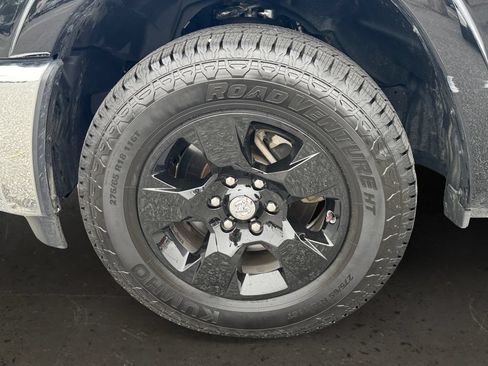 Used 2025 RAM 1500 Big Horn AWD/4WD image 26
