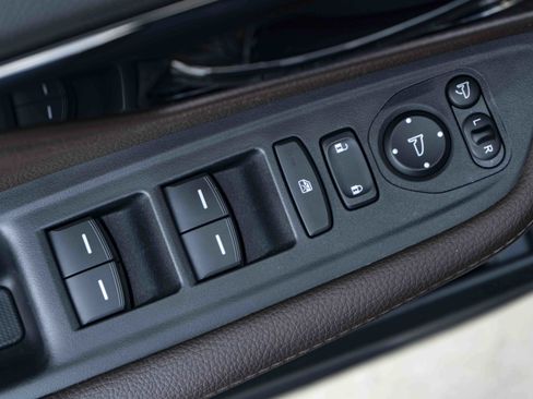 Certified 2025 Honda Odyssey Elite image 38