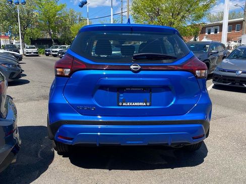 Used 2024 Nissan Kicks S FWD image 4