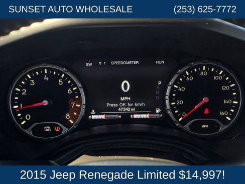 Used 2015 Jeep Renegade Limited w/ Advanced Technology Group AWD/4WD image 30