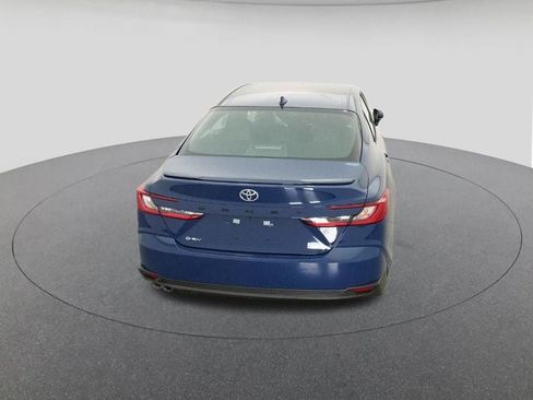 New 2026 Toyota Camry SE image 7