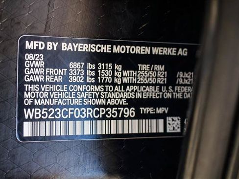 Certified 2024 BMW iX xDrive50 w/ Premium Package AWD/4WD image 28