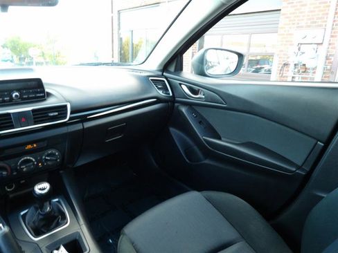 Used 2014 MAZDA MAZDA3 i SV image 13