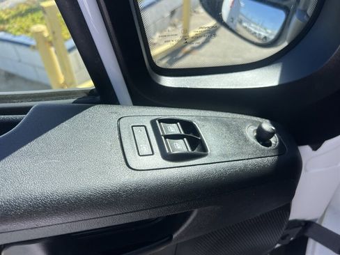 Used 2023 RAM ProMaster 2500 FWD image 8