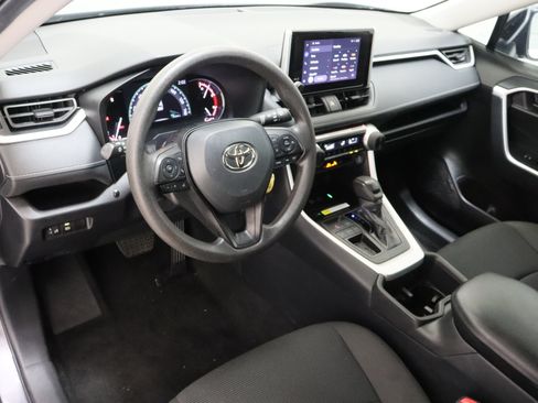 Used 2024 Toyota RAV4 LE FWD image 13