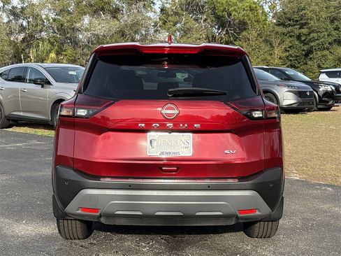 Certified 2023 Nissan Rogue SV image 9