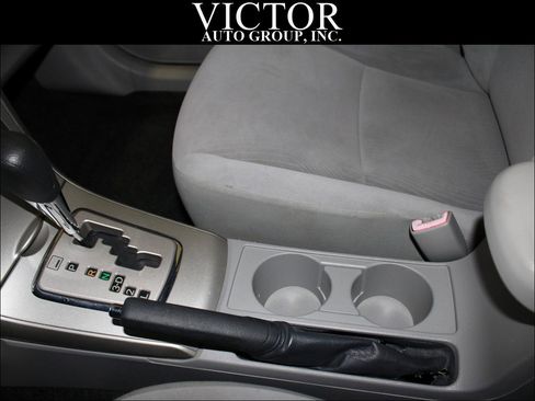 Used 2011 Toyota Corolla LE image 19