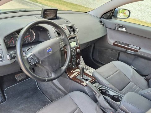 Used 2007 Volvo V50 2.4i FWD image 30