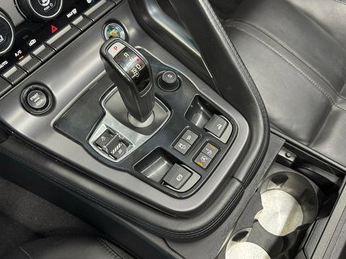 Used 2017 Jaguar F-TYPE R AWD/4WD image 29