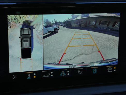 Used 2022 GMC Sierra 1500 AT4X image 13