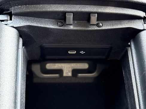 Certified 2025 Mercedes-Benz GLE 350 4MATIC image 25