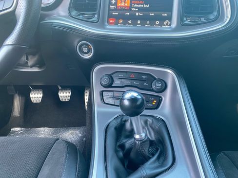 Used 2022 Dodge Challenger R/T Scat Pack w/ Shaker Package RWD image 17