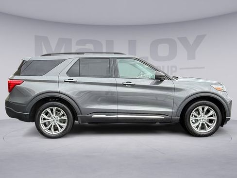 Certified 2021 Ford Explorer XLT w/ Equipment Group 202A AWD/4WD image 6
