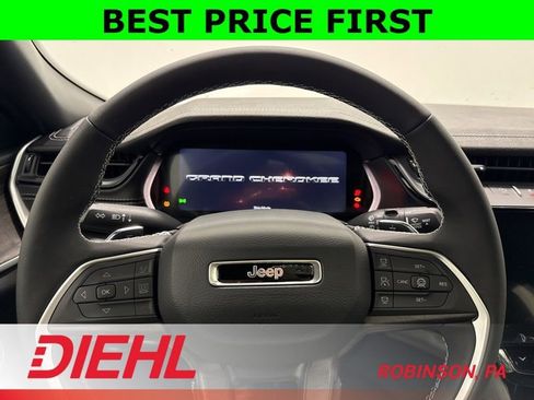 New 2026 Jeep Grand Cherokee Altitude AWD/4WD image 24