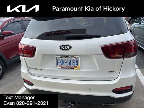 Used 2020 Kia Sorento LX w/ LX I4 Convenience Package image 4