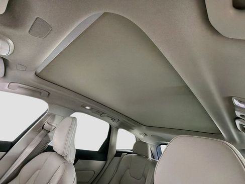Certified 2023 Volvo XC60 T8 Plus w/ Protection Package Premier AWD/4WD image 23