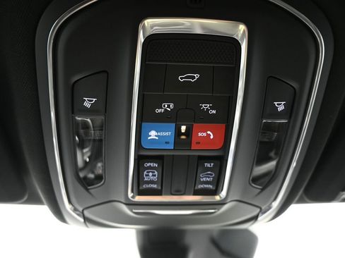 New 2026 Jeep Grand Cherokee L 4WD image 28