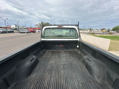 Used 2005 Ford F350 Lariat image 4