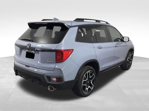 Used 2023 Honda Passport Elite image 4
