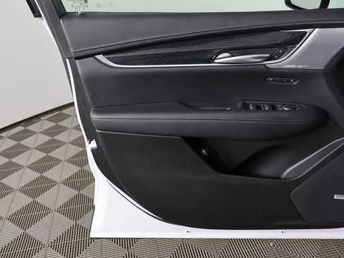 Used 2023 Cadillac XT5 Premium Luxury image 22