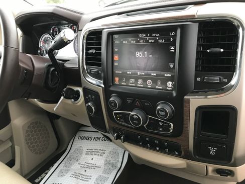 Used 2015 RAM 2500 Laramie AWD/4WD image 20