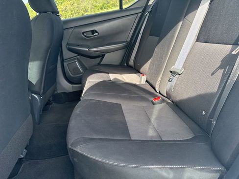 Used 2025 Nissan Sentra SV FWD image 31