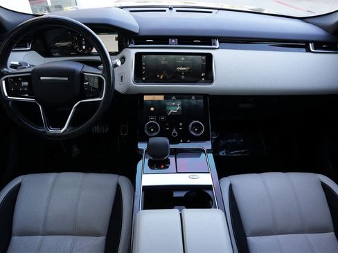 Used 2021 Land Rover Range Rover Velar R-Dynamic S image 7