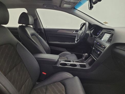 Used 2017 Hyundai Sonata Sport w/ Value Edition Package 02 image 21
