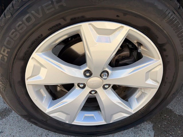Used 2016 Subaru Forester 2.5i Premium AWD/4WD image 3