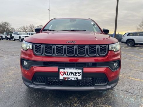 New 2026 Jeep Compass Latitude image 14