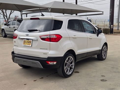 Used 2019 Ford EcoSport Titanium image 3