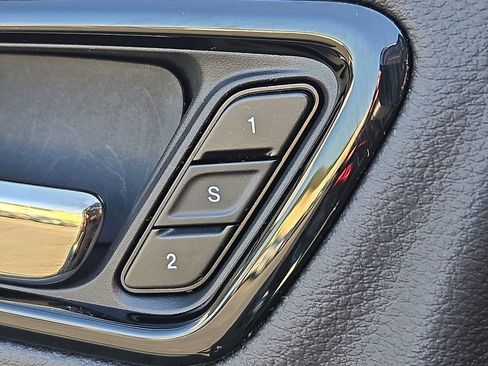 Used 2024 Dodge Durango GT image 29