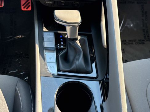 Certified 2023 Hyundai Elantra SEL w/ Convenience Package image 8