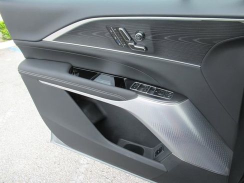 New 2026 Cadillac Lyriq V image 28