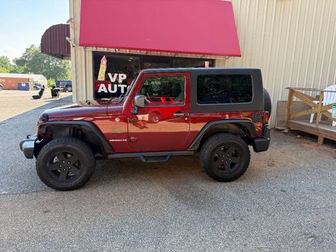 Used 2009 Jeep Wrangler Rubicon w/ Dual Top Group AWD/4WD image 8