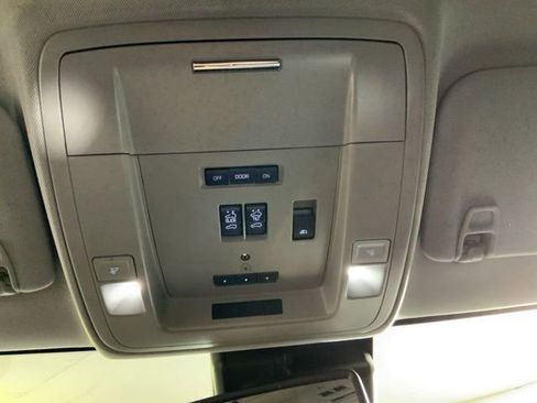 Used 2017 GMC Sierra 1500 SLT AWD/4WD image 21