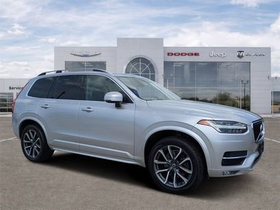 Used 2019 Volvo XC90 T5 Momentum w/ Multimedia Package