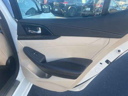 Certified 2020 Nissan Maxima Platinum w/ Sport Mat Group image 24
