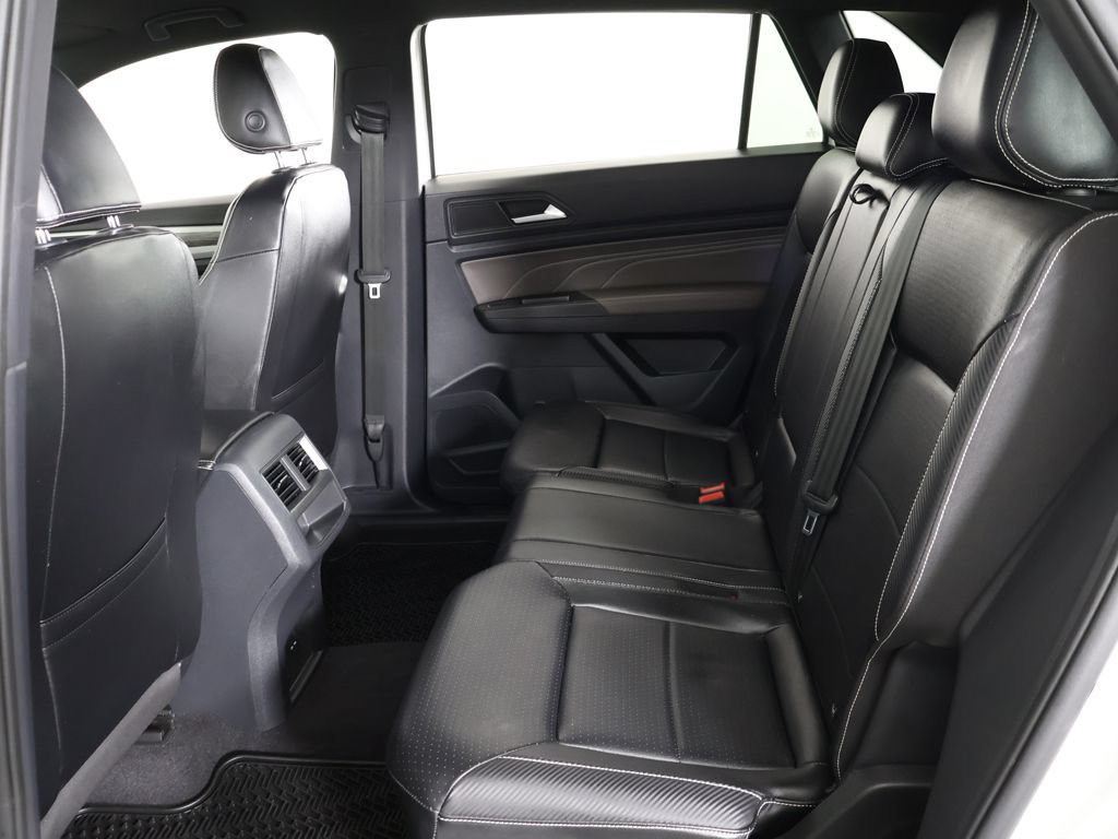 Used 2022 Volkswagen Atlas Cross Sport SE FWD image 34