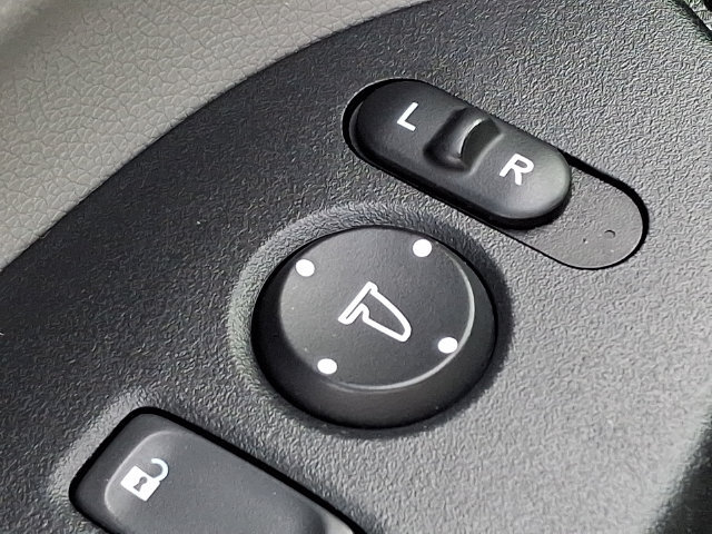 Used 2021 Honda CR-V LX image 26