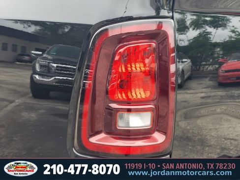 Used 2025 RAM 2500 Tradesman AWD/4WD image 9