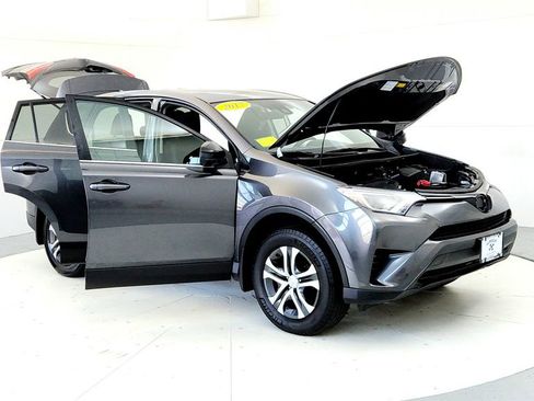 Used 2017 Toyota RAV4 LE w/ All Weather Liner Package AWD/4WD image 12