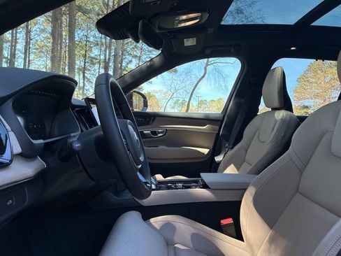 New 2026 Volvo XC90 B6 Ultra w/ Protection Package Premier AWD/4WD image 22
