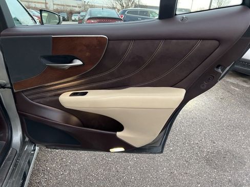 Used 2018 Lexus LS 500 AWD image 17