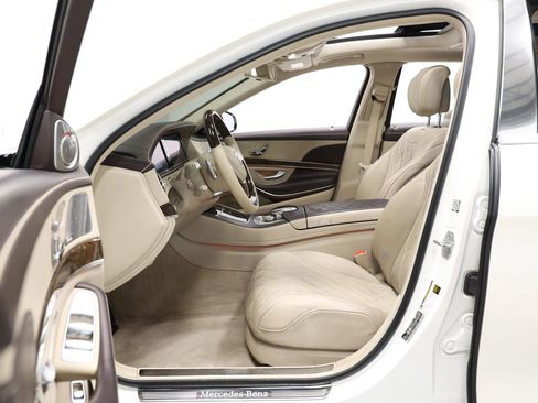 Used 2016 Mercedes-Benz Maybach S 600 image 16