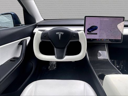 Used 2020 Tesla Model Y Long Range AWD/4WD image 8